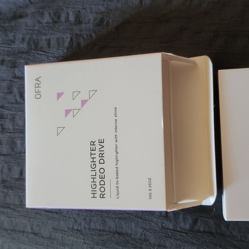 Ofra rodeo drive highlighter